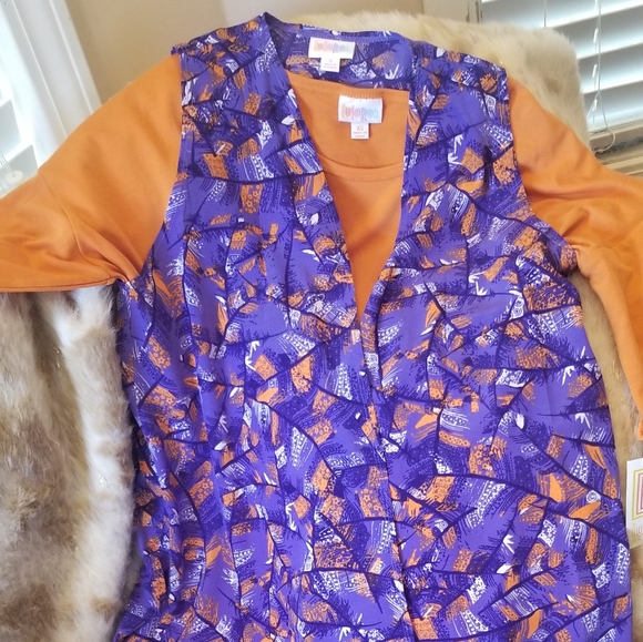 LuLaRoe Joy - Picture 1 of 8